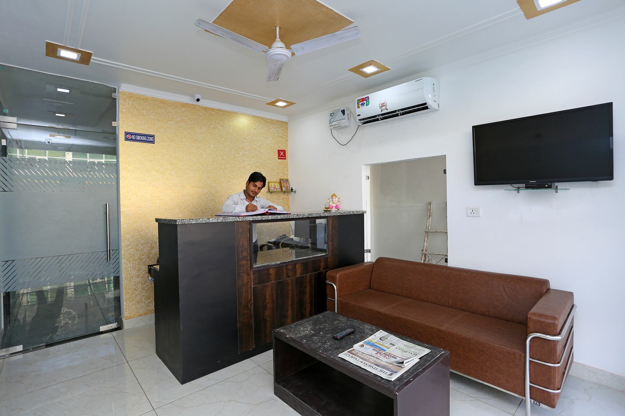 Hotel Aero Stay Neu-Delhi Exterior foto